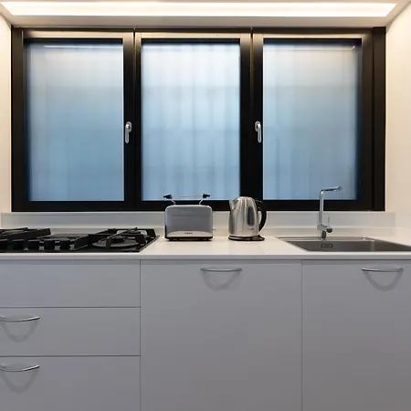 Amazing Via Parigi Apartmán *