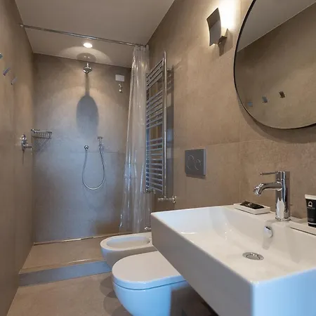 Amazing Via Parigi 罗马