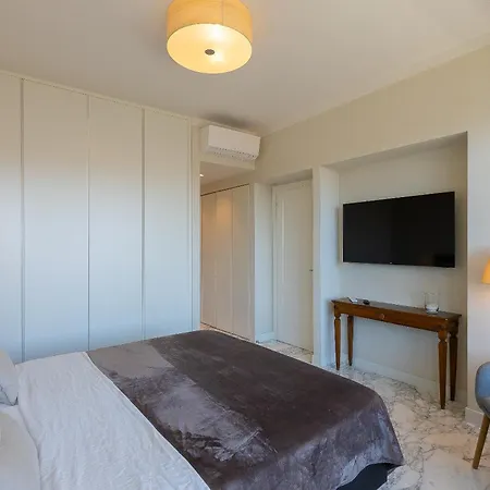 Amazing Via Parigi Apartmán *