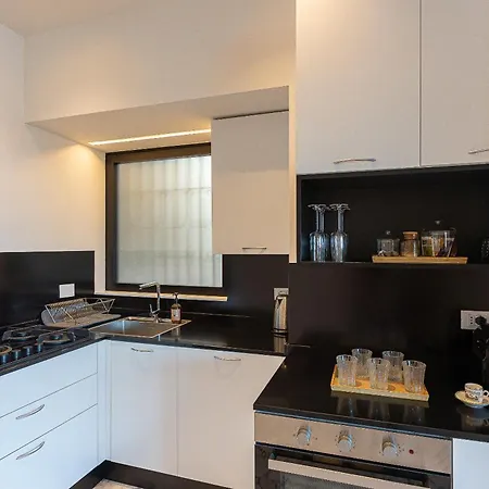 Amazing Via Parigi Apartmán *